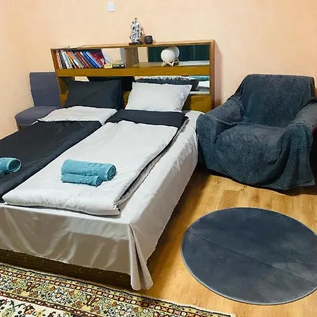 за гости байрактарова * سموليان