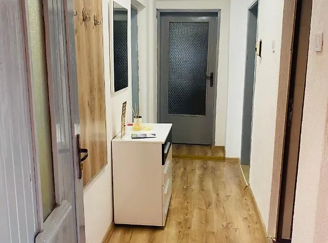 за гости байрактарова Apartament Smolan